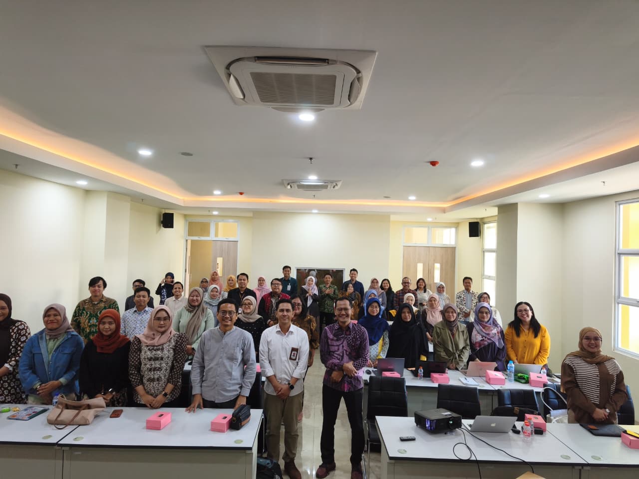 Seminar Hibah Internasional